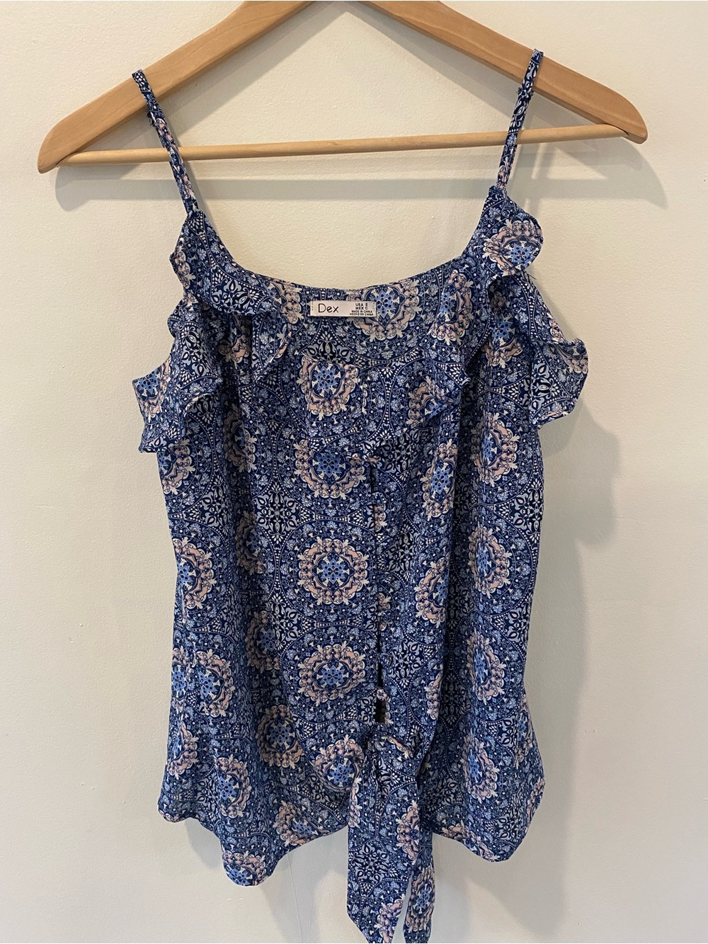 Dex ruffle tie front tank top size small blue printed